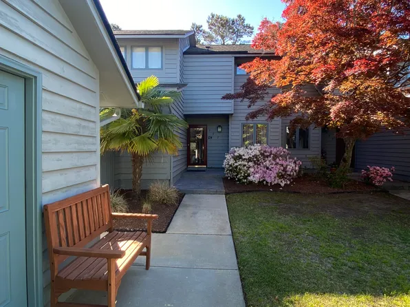 302 Widgeon Dr #1, Hampstead, NC 28443