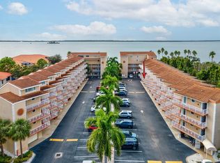 1420 Bayshore Blvd #208, Dunedin, FL 34698