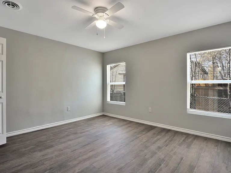 6205 Lovett Ave #L — Photo 17