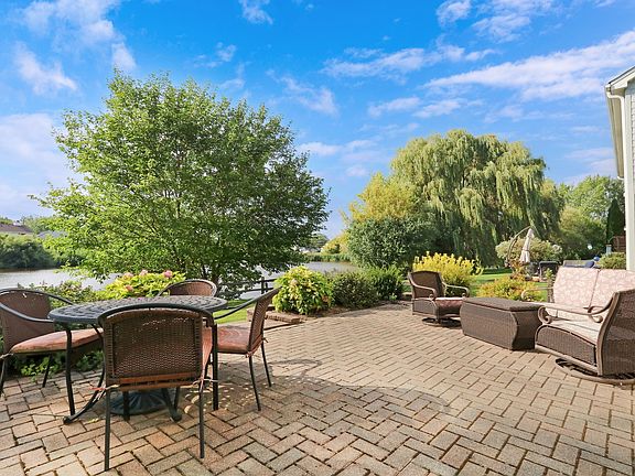 5th image of 1140 Oakmeadow Ct