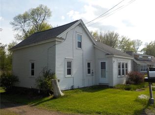 6088 Muskrat Bay Rd, Brewerton, NY 13029