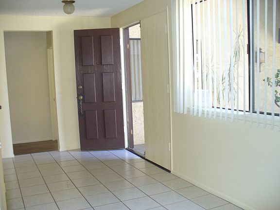 4th image of 1108 Bordeaux Ave