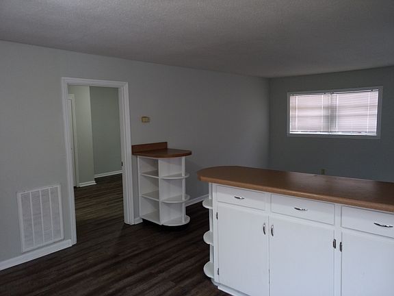 5th image of 3234 Navajo Dr