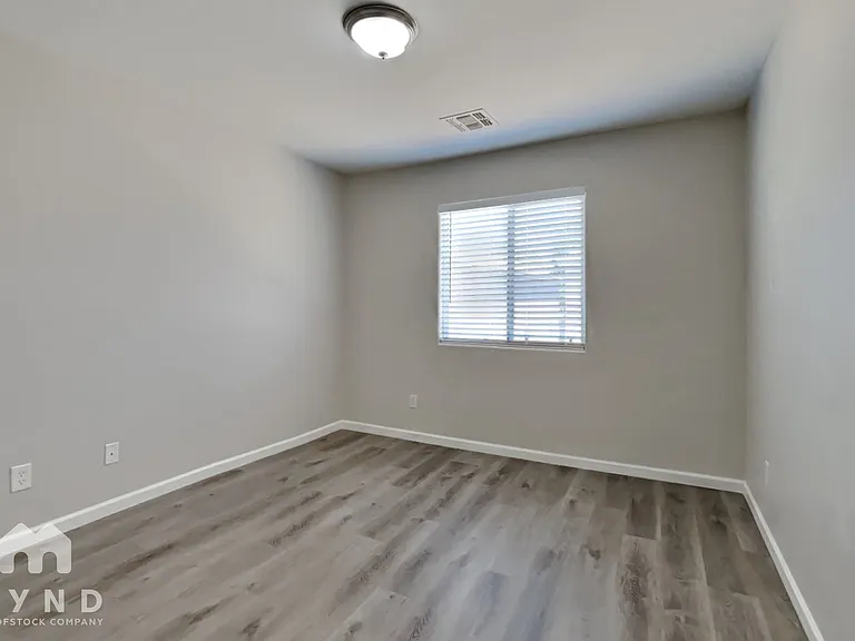 4272 E Vest Ave — Photo 17