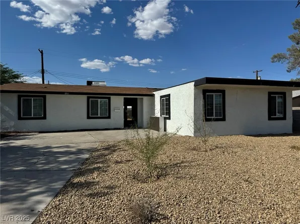 5048 Via De Palma Dr, Las Vegas, NV 89146