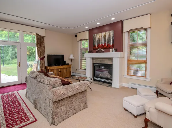 28 Carriage Lane #E-3, Cavendish, VT 05153