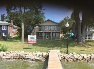 2813 Barrett Rd, Rochester, IN 46975