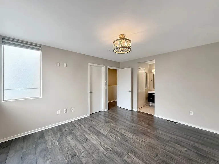 2191 Catalina Blvd — Photo 11
