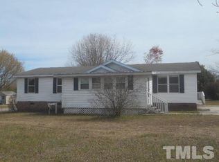 66 N Poole St, Coats, NC 27521