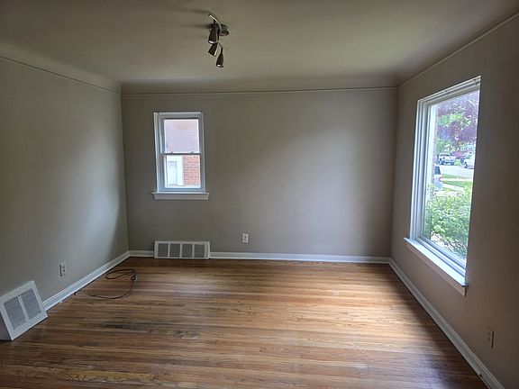 2nd image of 854 Harrison Blvd