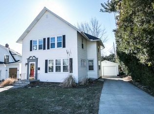 871 S Grandview Ave, Dubuque, IA 52003