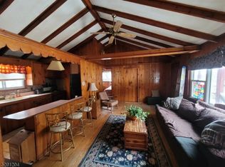 119 Glen Rd, Highland Lakes, NJ 07422