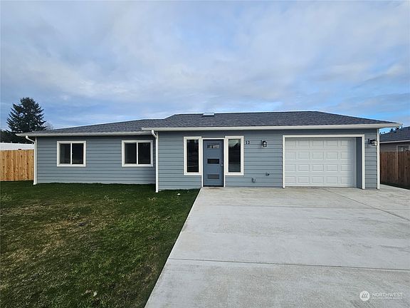 3rd image of 12 Pebble Creek Court