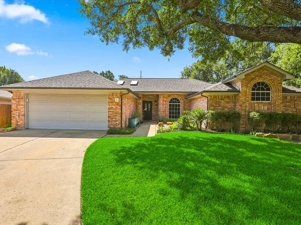 3 Roaring Creek Ct, Trophy Club, TX 76262