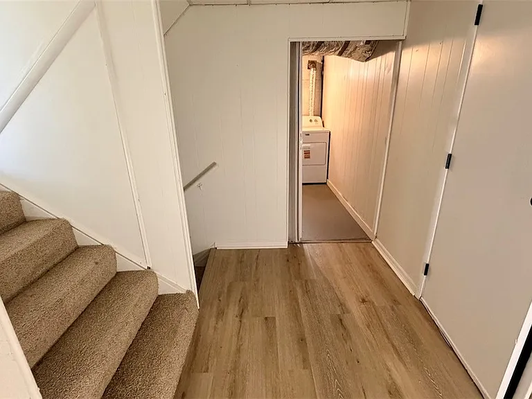 3812 Louisa St — Photo 12