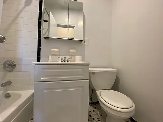 Rented by Corcoran | media 9