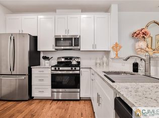 726 Stiller Ln, Monroe Township, NJ 08831