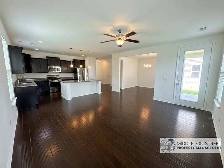 15 Beauregard Ct — Photo 6