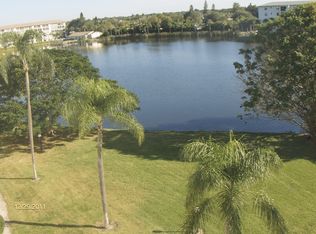4159 Lake Bayshore Dr, Bradenton, FL 34205