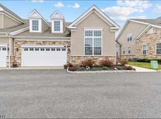 55 Van Cleef Dr, Whitehouse Station, NJ 08889