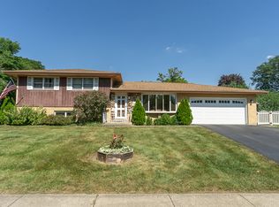 1101 N Millns Ln, Addison, IL 60101