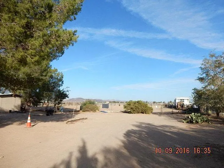view towards back yard