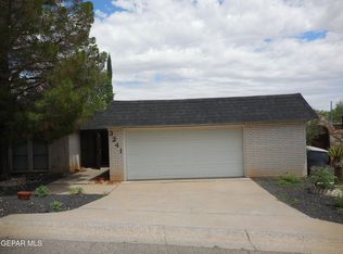 3241 Point Ct, El Paso, TX 79904