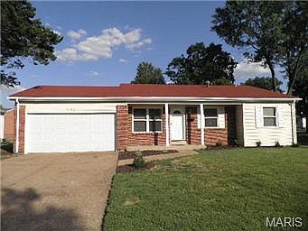 1st image of 7408 Fox Crest Dr