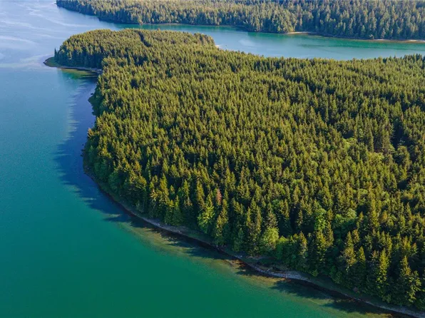 Sl2 Kvarno Is, Ucluelet, BC V0R 3A0