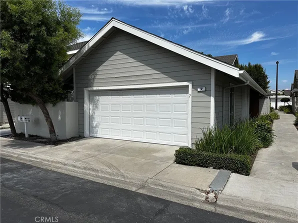 7 Lakegrass, Irvine, CA 92604