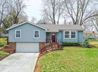 9110 Robinson St, Overland Park, KS 66212