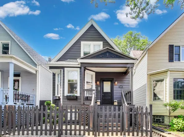 1951 W Addison St, Chicago, IL 60613