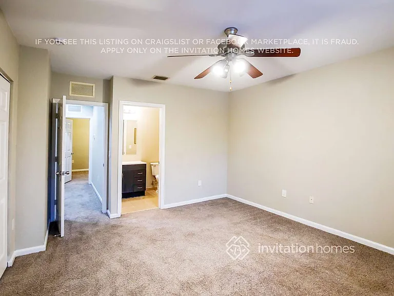 8214 SW 29th St #104 — Photo 12