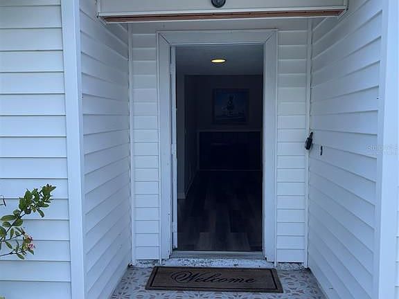 2nd image of 25 Fawn Ln