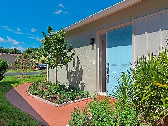 2nd image of 5119 Minto Road