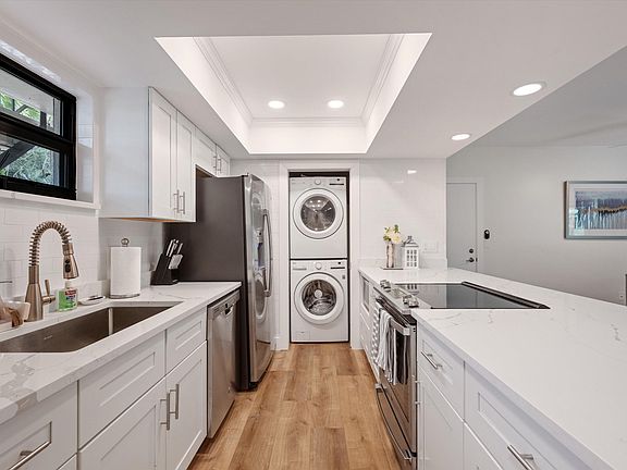 4th image of 13334 Polo Club Road #240