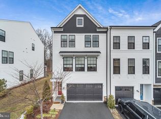 42240 Graves Mountain Ter, Chantilly, VA 20152