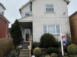 613 7th St, Pitcairn, PA 15140