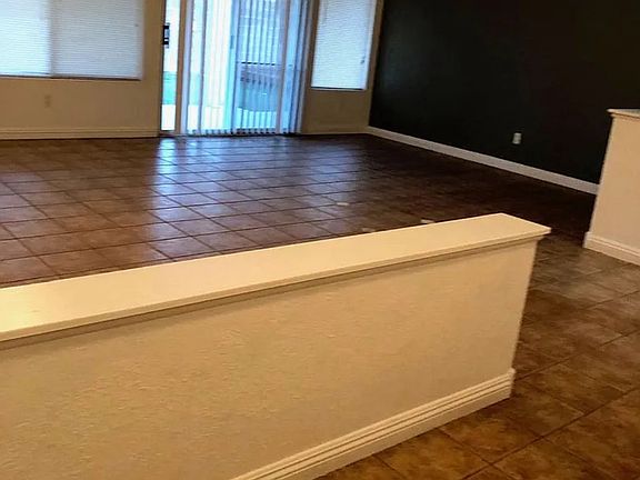 4th image of 1337 Deer Horn Ln