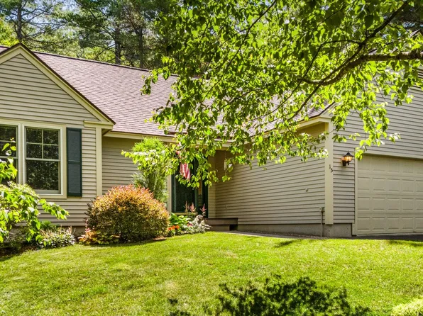 15 Clover Lane, New London, NH 03257