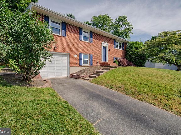3rd image of 1802 Petula Ct