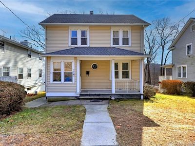 90 Courtland Avenue, Waterbury, CT, 06705