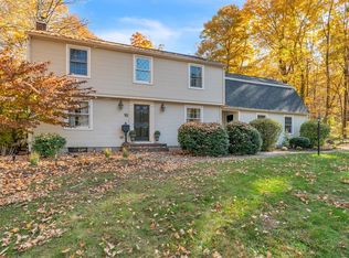 10 Russell Rd, Wilbraham, MA 01095
