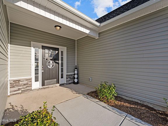 4th image of 301 Windmill Light Way