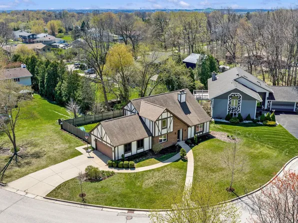 5441 South 48th STREET, Greenfield, WI 53220