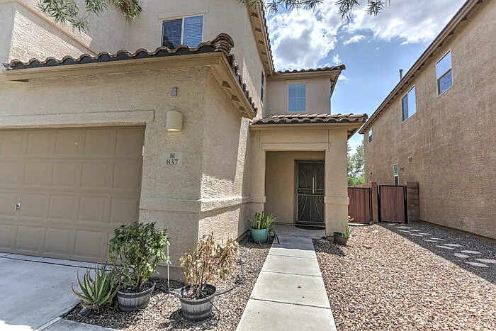 837 W Placita Pozanco — Photo 39