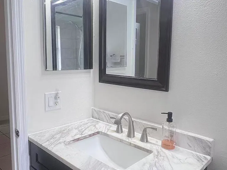 1639 Nestlewood Trl — Photo 3