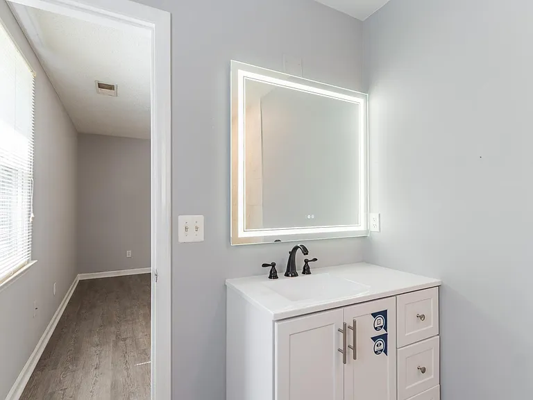 108 Dutch Dr — Photo 26