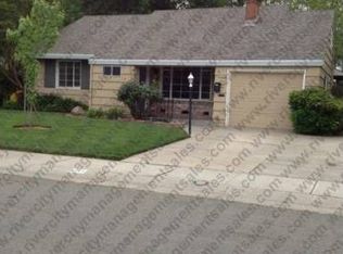 2445 Park Estates Dr, Sacramento, CA 95825