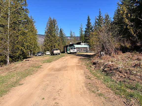 4th image of 4095 Meadow Creek Rd